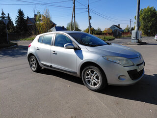 2010 Renault Megane III, серебристый, 520000 рублей, вид 1