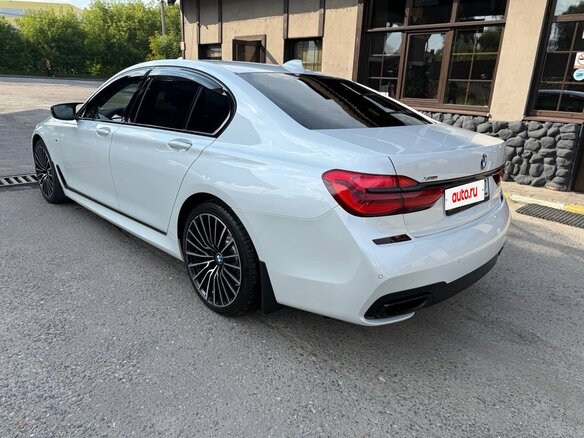 2016 BMW 7 серии 730d xDrive VI (G11/G12), белый - вид 12