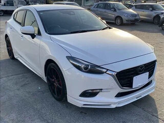 2019 Mazda Axela III Рестайлинг, белый, 1024000 рублей, вид 1