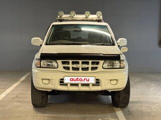 2000 Isuzu Wizard II, белый, 699000 рублей, вид 2