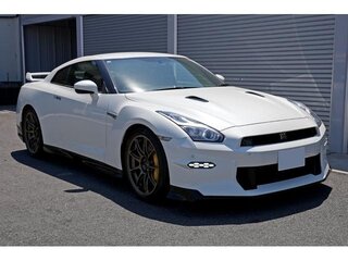 2025 Nissan GT-R I Рестайлинг 4, белый, 21000000 рублей, вид 2