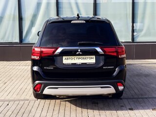 2019 Mitsubishi Outlander III Рестайлинг 3, чёрный, 1999000 рублей, вид 4