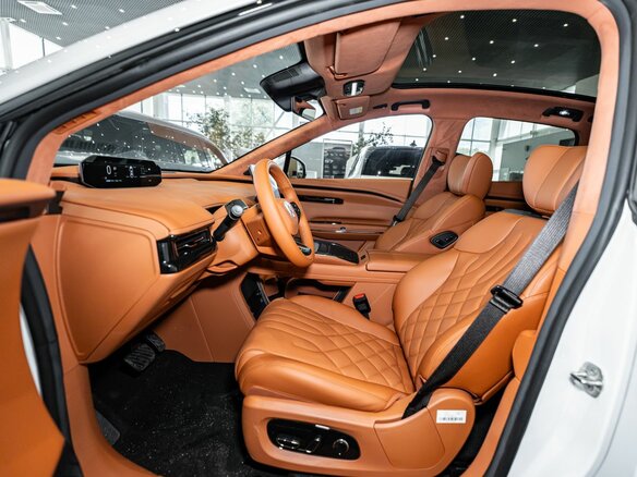 2026 GAC Hyptec HT, белый - вид 13