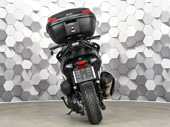 2020 BMW C 400 X, белый, 655000 рублей - вид 5