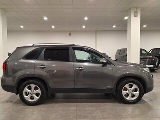 2018 Kia Sorento II Рестайлинг, серый, 2015000 рублей, вид 4