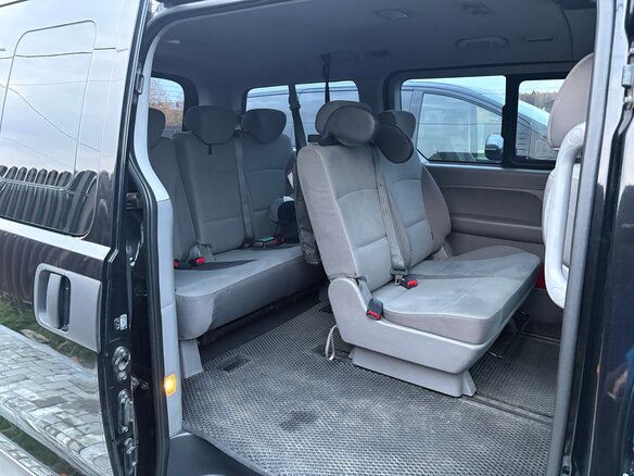2011 Hyundai H-1 II, чёрный, 1500000 рублей - вид 21