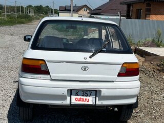 1992 Toyota Starlet IV (P80), белый, 300000 рублей, вид 3