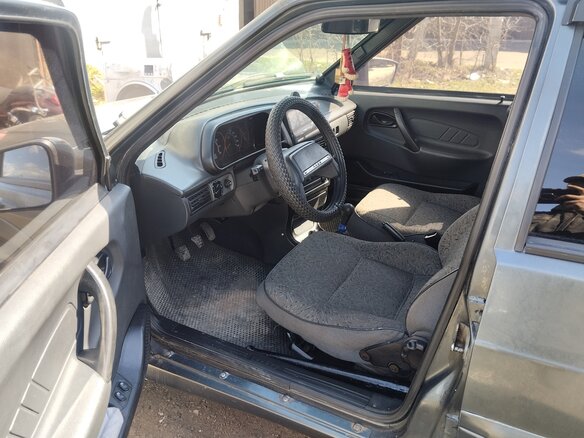 2008 Lada (ВАЗ) 2115, зелёный, 300000 рублей - вид 6