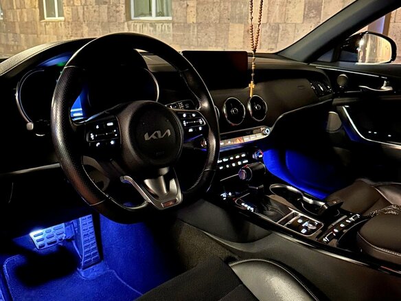 2021 Kia Stinger I Рестайлинг, серый, 3250000 рублей - вид 11
