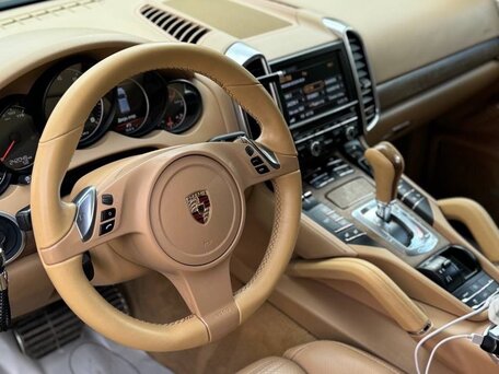 2010 Porsche Cayenne II (958), чёрный, 1830000 рублей, вид 4