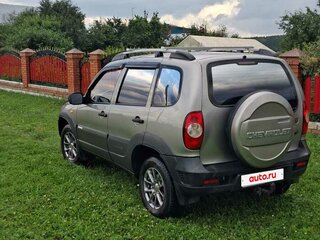 2012 Chevrolet Niva I Рестайлинг, серый, 530000 рублей, вид 5
