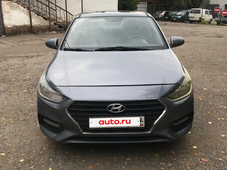 2017 Hyundai Solaris II, серый, 749000 рублей, вид 3