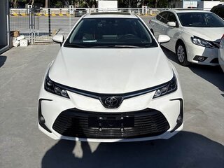 2022 Toyota Corolla XII (E210), белый, 1200000 рублей, вид 1
