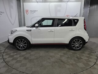 2017 Kia Soul II Рестайлинг, белый, 1435000 рублей, вид 5