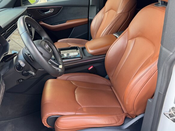 2019 Audi Q8 45 TDI I (4M), белый, 6850000 рублей - вид 6