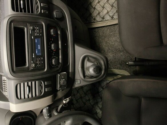 2015 Renault Trafic III, серебристый, 1895000 рублей - вид 27