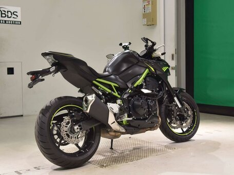 2022 Kawasaki Z 900, чёрный, 1099000 рублей, вид 5