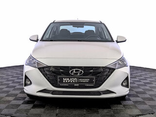 2022 Hyundai Solaris II Рестайлинг, белый, 1485000 рублей, вид 2
