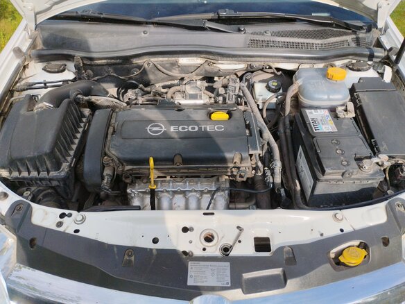 2014 Opel Astra H Рестайлинг, белый, 790000 рублей - вид 6