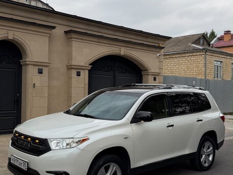 2011 Toyota Highlander II (XU40) Рестайлинг, белый, 2100000 рублей, вид 5