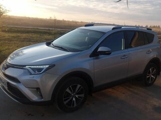 2017 Toyota RAV4 IV (XA40) Рестайлинг, белый, 2290000 рублей, вид 1