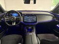 2025 Mercedes-Benz E-Класс 200 VI (W214, S214), красный - вид 4