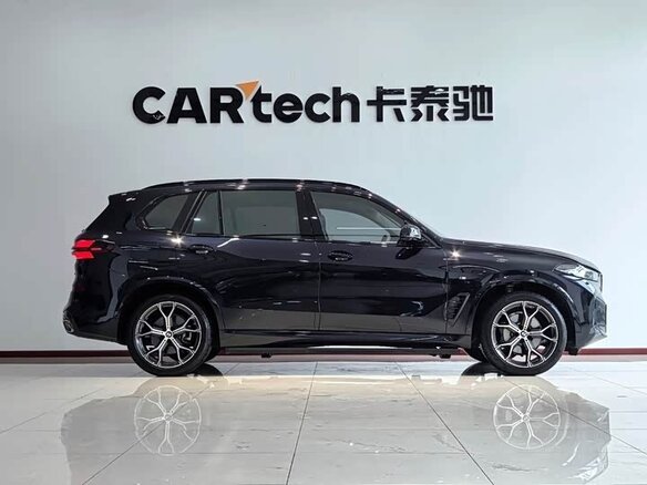 2025 BMW X5 30Li IV (G05/G18) Рестайлинг, чёрный - вид 4