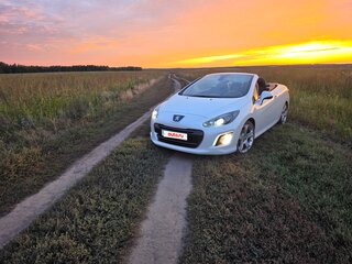 2012 Peugeot 308 I Рестайлинг, белый, 1333333 рублей, вид 2