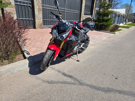 2019 BMW S 1000 R, красный, 1270000 рублей, вид 4