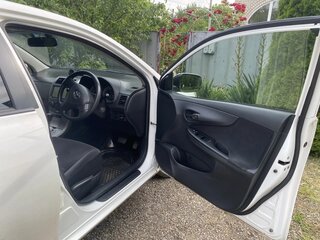 2010 Toyota Corolla Fielder X (E140, E150) Рестайлинг, белый, 750000 рублей, вид 5