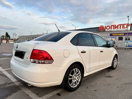 2014 Volkswagen Polo V, белый, 650000 рублей, вид 5