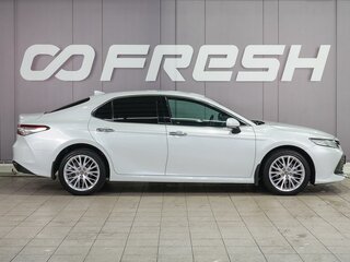 2021 Toyota Camry VIII (XV70), белый, 3289000 рублей, вид 5