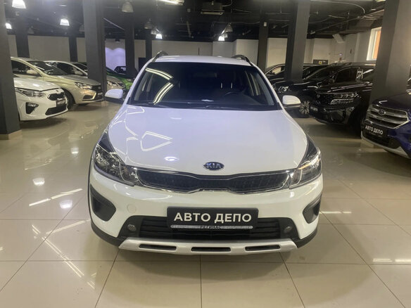 2020 Kia Rio X-Line IV, белый, 1651000 рублей - вид 1