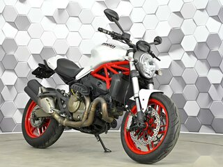 Ducati Monster 821