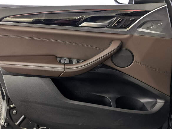 2022 BMW X4 20i II (G02) Рестайлинг, чёрный, 5900000 рублей - вид 19