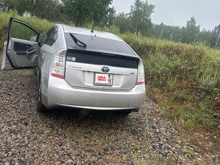 2010 Toyota Prius III (XW30), серый, 900000 рублей, вид 2