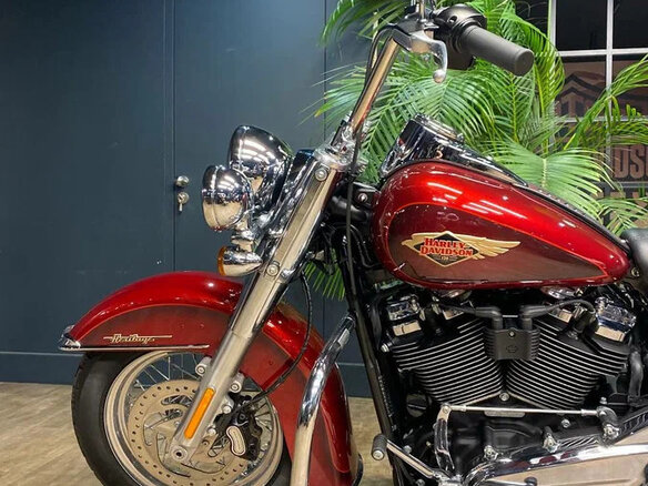 2023 Harley-Davidson Heritage, красный, 2350000 рублей - вид 4