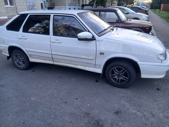 2010 Lada (ВАЗ) 2114, белый, 195000 рублей - вид 1
