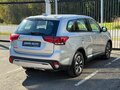 2018 Mitsubishi Outlander III Рестайлинг 3, серебристый, 2159000 рублей - вид 3