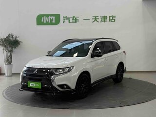 2022 Mitsubishi Outlander III Рестайлинг 3, белый, 2396000 рублей, вид 1