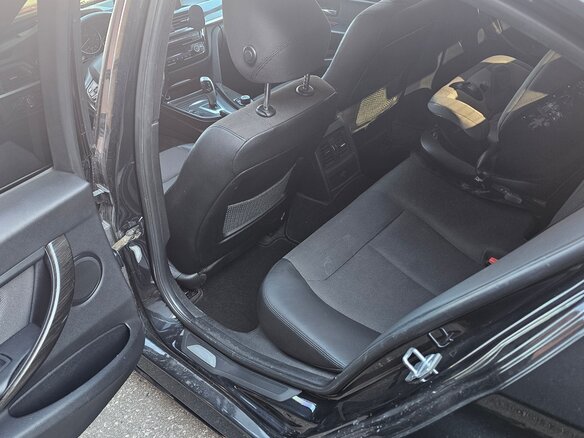 2013 BMW 3 серии 320i VI (F3x), чёрный, 1500000 рублей - вид 22