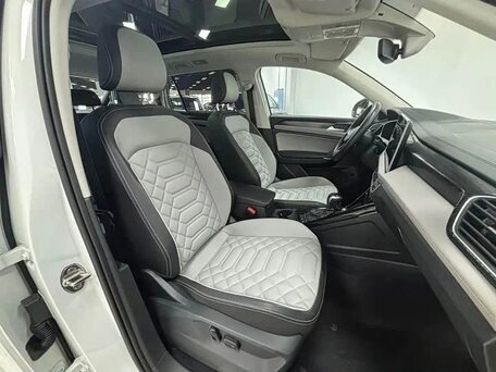 2022 Volkswagen Tayron I Рестайлинг, белый, 2430000 рублей, вид 3