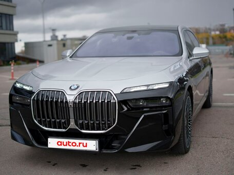 2024 BMW 7 серии 740d xDrive VII (G70), чёрный, 12500000 рублей, вид 4