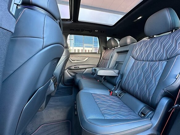 2026 Audi Q7 III (G8), серый, 19110000 рублей - вид 14