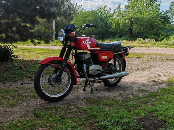 1987 CZ 350, красный, 150000 рублей