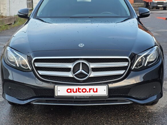 2017 Mercedes-Benz E-Класс 200 V (W213, S213, C238), чёрный - вид 4