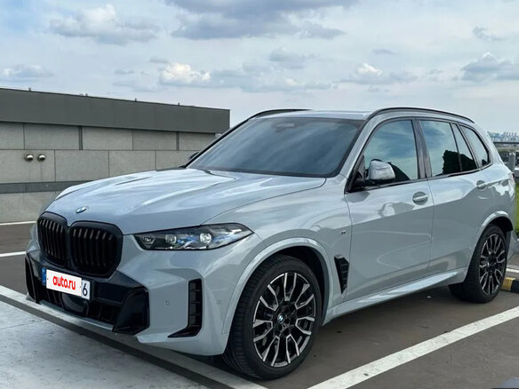 2026 BMW X5 30d IV (G05/G18) Рестайлинг, серый, 12990000 рублей - вид 1
