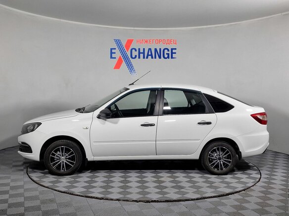 2019 Lada (ВАЗ) Granta I Рестайлинг, белый, 617000 рублей - вид 8