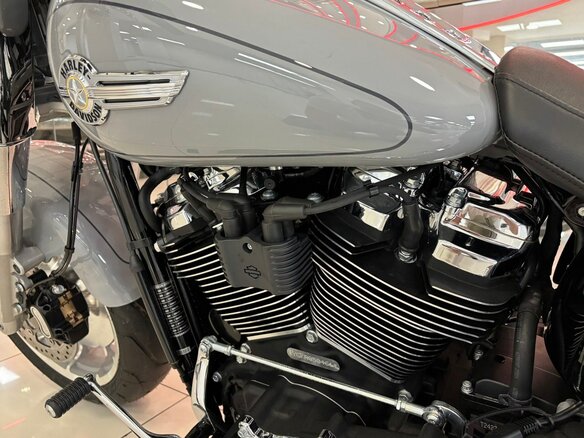 2024 Harley-Davidson Fat Boy, серый, 2555000 рублей - вид 24