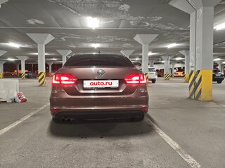 2014 Volkswagen Jetta VI, коричневый, 1100000 рублей, вид 5